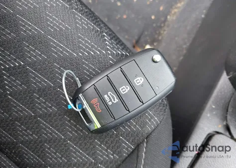 2020 Kia Rio S z USA, uszkodzony, nr VIN 3KPA24AD6LE255609